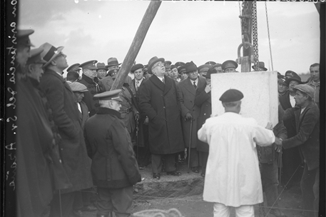 Puerto de Bermeo. Colocación primera piedra puerto de Bermeo-11 abril 1933
